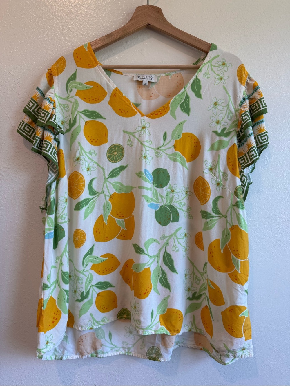 Rachel Zoe White Lemon-Print V-Neck Ruffle Sleeve Blouse 🌿🍋 Size 2X